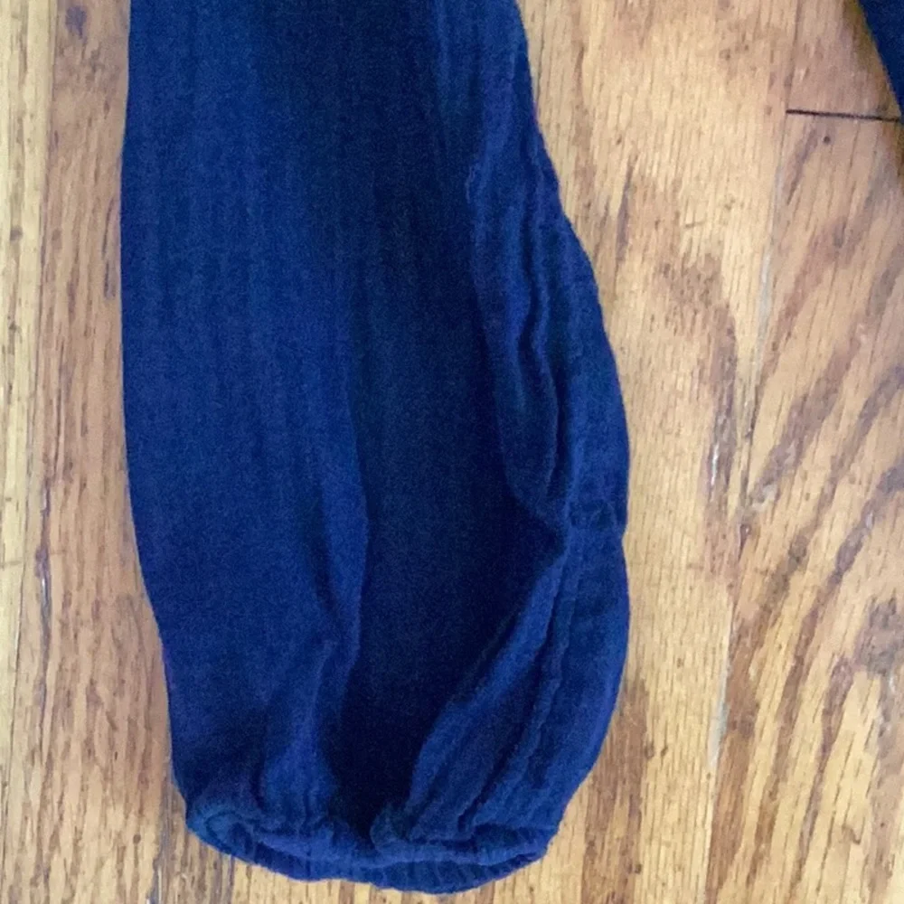 Old Navy Embroidered Peasant Blouse, size small tall - Picture 6 of 11